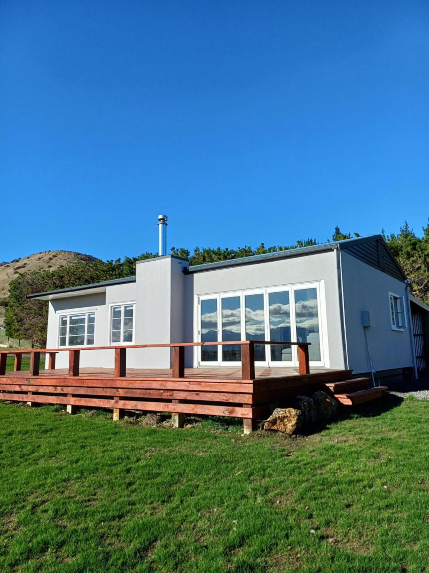 Mt Highfield Farm Cottage Waiau Exterior photo